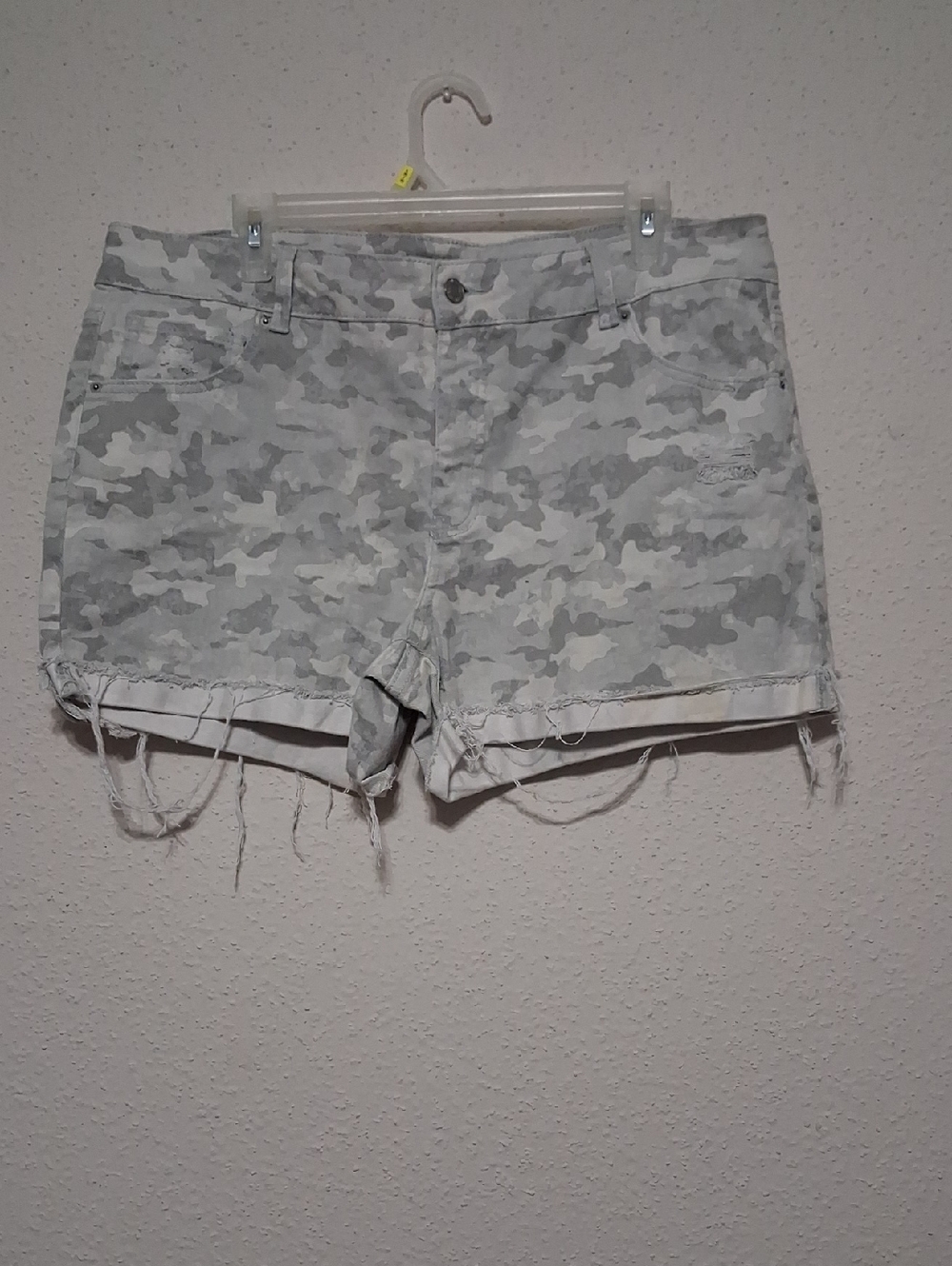 Time and Tru Light Gray Camo Distressed Jean Shorts